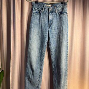 Levi's Women's 94 Baggy Jeans Light Indigo Size 25